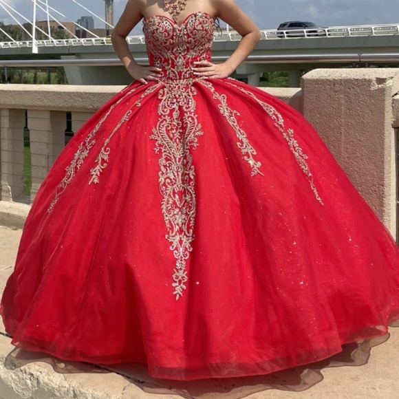 Red quince Dreaa - Picture 1 of 1